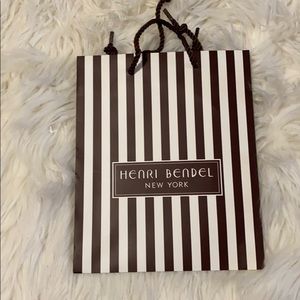 Small Henri Bendel Shopping Bag and Tissue Papars